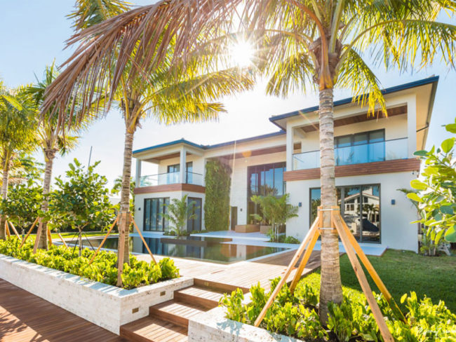 Highend Residential Landscaping Idea