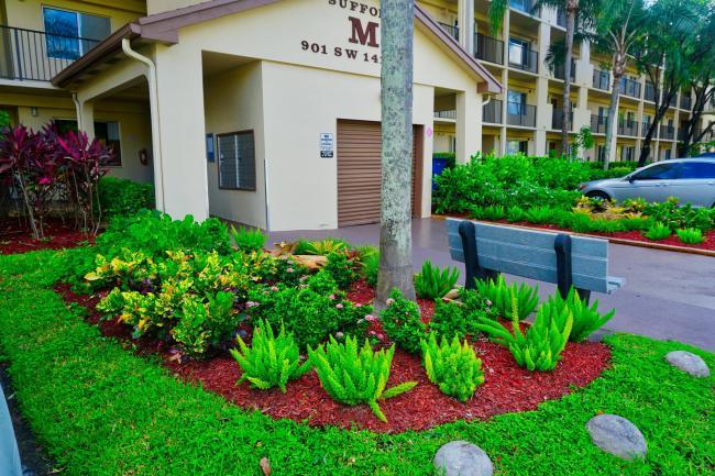 garage area landscaping