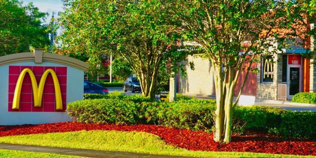 restaurant management group lawns